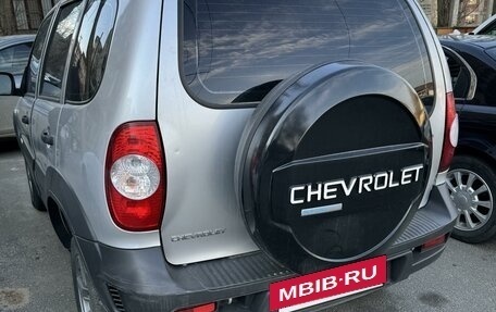 Chevrolet Niva I рестайлинг, 2012 год, 1 350 000 рублей, 2 фотография