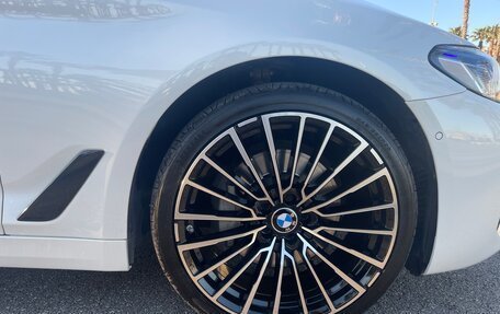 BMW 5 серия, 2019 год, 4 790 000 рублей, 4 фотография
