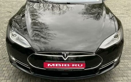 Tesla Model S I, 2014 год, 3 100 000 рублей, 2 фотография