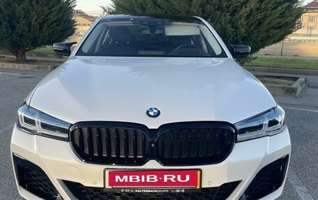 BMW 5 серия, 2019 год, 4 790 000 рублей, 3 фотография
