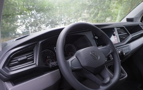 Volkswagen Transporter T6 рестайлинг, 2022 год, 8 250 000 рублей, 3 фотография