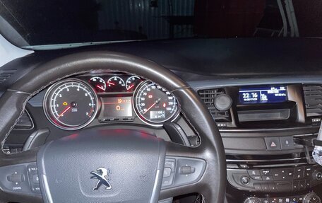 Peugeot 508 II, 2012 год, 1 100 000 рублей, 2 фотография