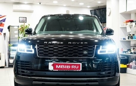 Land Rover Range Rover IV рестайлинг, 2018 год, 9 290 000 рублей, 3 фотография