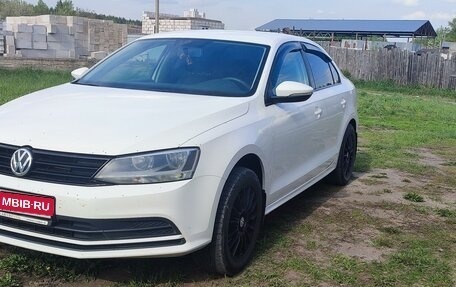 Volkswagen Jetta VI, 2015 год, 1 000 070 рублей, 1 фотография