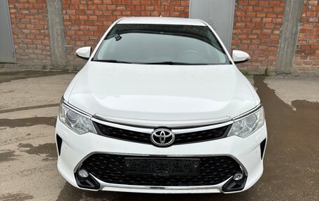 Toyota Camry, 2014 год, 2 180 000 рублей, 1 фотография