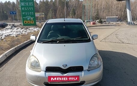Toyota Vitz, 2000 год, 360 000 рублей, 2 фотография