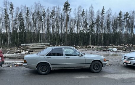 Mercedes-Benz 190 (W201), 1985 год, 200 000 рублей, 3 фотография