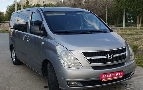 Hyundai H-1 II рестайлинг, 2011 год, 1 500 000 рублей, 5 фотография