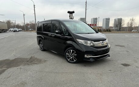 Honda Stepwgn IV, 2017 год, 2 250 000 рублей, 1 фотография