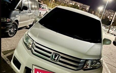 Honda Freed I, 2013 год, 1 070 000 рублей, 1 фотография