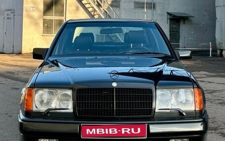 Mercedes-Benz W124, 1989 год, 12 500 000 рублей, 1 фотография