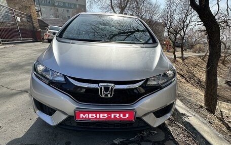 Honda Fit III, 2016 год, 1 065 000 рублей, 1 фотография