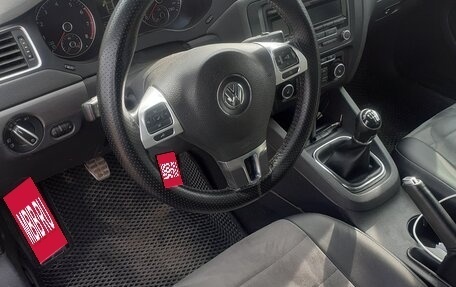 Volkswagen Jetta VI, 2012 год, 1 160 000 рублей, 1 фотография