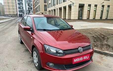Volkswagen Polo VI (EU Market), 2012 год, 715 000 рублей, 1 фотография