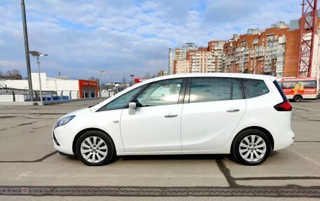 Opel Zafira C рестайлинг, 2013 год, 1 800 000 рублей, 2 фотография