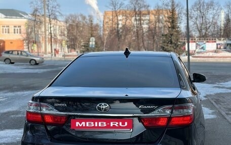 Toyota Camry, 2016 год, 2 400 000 рублей, 2 фотография