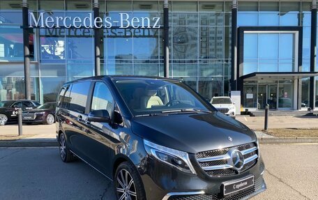 Mercedes-Benz V-Класс, 2020 год, 8 150 000 рублей, 3 фотография
