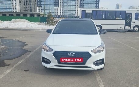 Hyundai Solaris II рестайлинг, 2018 год, 1 450 000 рублей, 1 фотография
