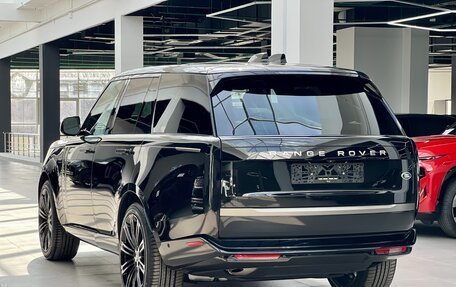 Land Rover Range Rover IV рестайлинг, 2023 год, 24 300 000 рублей, 10 фотография