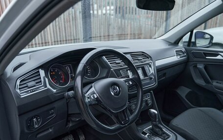 Volkswagen Tiguan II, 2017 год, 2 074 660 рублей, 6 фотография
