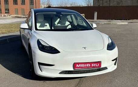Tesla Model 3 I, 2021 год, 4 000 000 рублей, 1 фотография