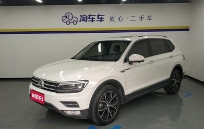 Volkswagen Tiguan II, 2019 год, 3 050 000 рублей, 1 фотография