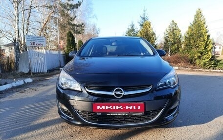 Opel Astra J, 2013 год, 940 000 рублей, 2 фотография