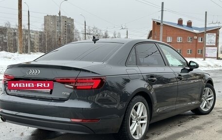 Audi A4, 2018 год, 2 850 000 рублей, 2 фотография