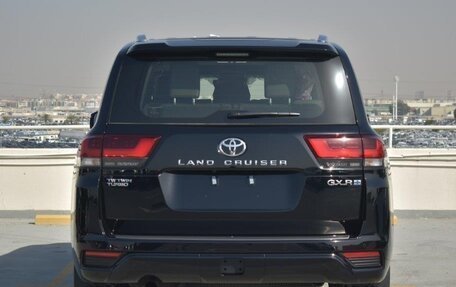 Toyota Land Cruiser, 2023 год, 12 550 000 рублей, 6 фотография