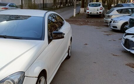 Mercedes-Benz C-Класс, 2012 год, 1 100 000 рублей, 2 фотография