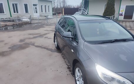 Opel Astra J, 2012 год, 799 999 рублей, 2 фотография