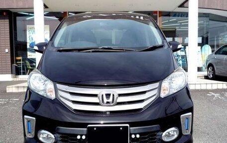 Honda Freed I, 2016 год, 758 000 рублей, 2 фотография