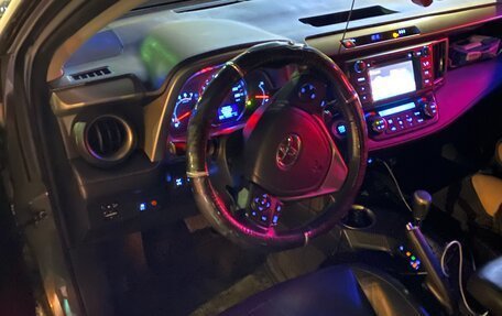 Toyota RAV4, 2014 год, 2 100 000 рублей, 2 фотография