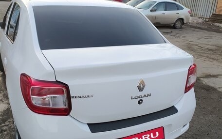 Renault Logan II, 2015 год, 810 000 рублей, 3 фотография