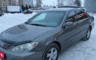 Toyota Camry V40, 2005 год, 950 000 рублей, 1 фотография