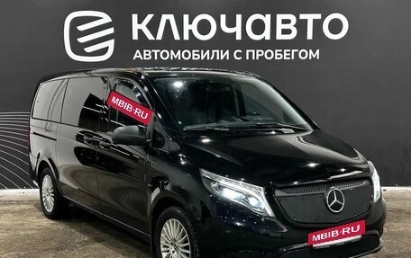 Mercedes-Benz Vito, 2019 год, 4 050 000 рублей, 3 фотография