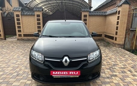 Renault Logan II, 2018 год, 795 000 рублей, 2 фотография