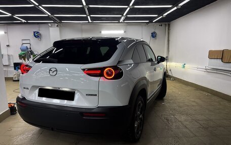 Mazda MX-30, 2020 год, 2 599 000 рублей, 3 фотография
