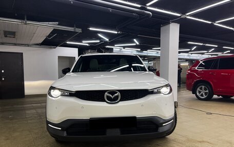 Mazda MX-30, 2020 год, 2 599 000 рублей, 2 фотография