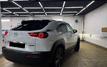 Mazda MX-30, 2020 год, 2 599 000 рублей, 5 фотография