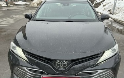 Toyota Camry, 2019 год, 3 350 000 рублей, 1 фотография