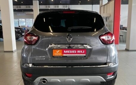 Renault Kaptur I рестайлинг, 2018 год, 1 565 000 рублей, 3 фотография