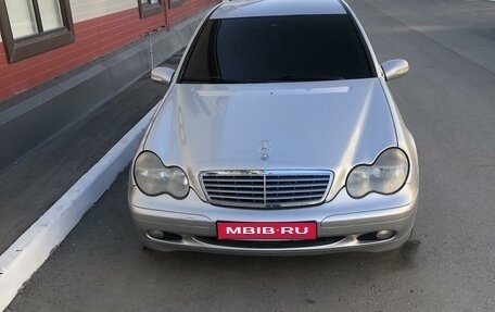 Mercedes-Benz C-Класс, 2001 год, 545 000 рублей, 1 фотография