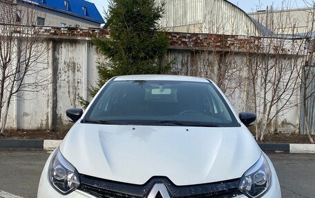 Renault Kaptur I рестайлинг, 2019 год, 1 250 000 рублей, 2 фотография
