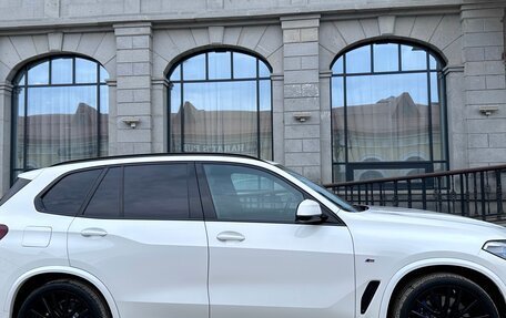 BMW X5, 2021 год, 7 237 000 рублей, 2 фотография