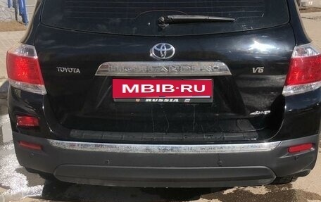 Toyota Highlander III, 2013 год, 2 180 000 рублей, 2 фотография