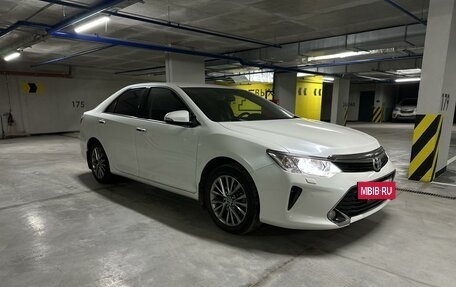 Toyota Camry, 2016 год, 2 730 000 рублей, 2 фотография