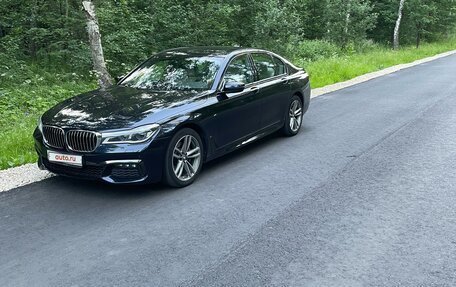 BMW 7 серия, 2018 год, 3 830 000 рублей, 2 фотография