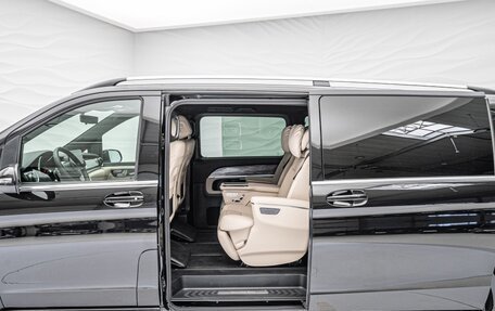 Mercedes-Benz V-Класс, 2023 год, 17 100 000 рублей, 4 фотография