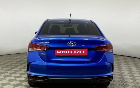 Hyundai Solaris II рестайлинг, 2021 год, 2 227 000 рублей, 4 фотография